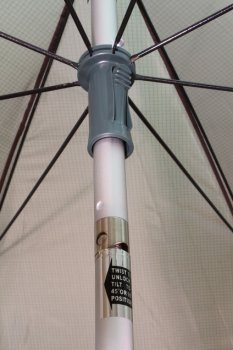 Dáždnik s predlženou bočnicou